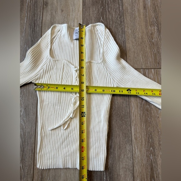 🛍️FCT with Love super stretch cropped sweater Size S - Picture 3 of 6